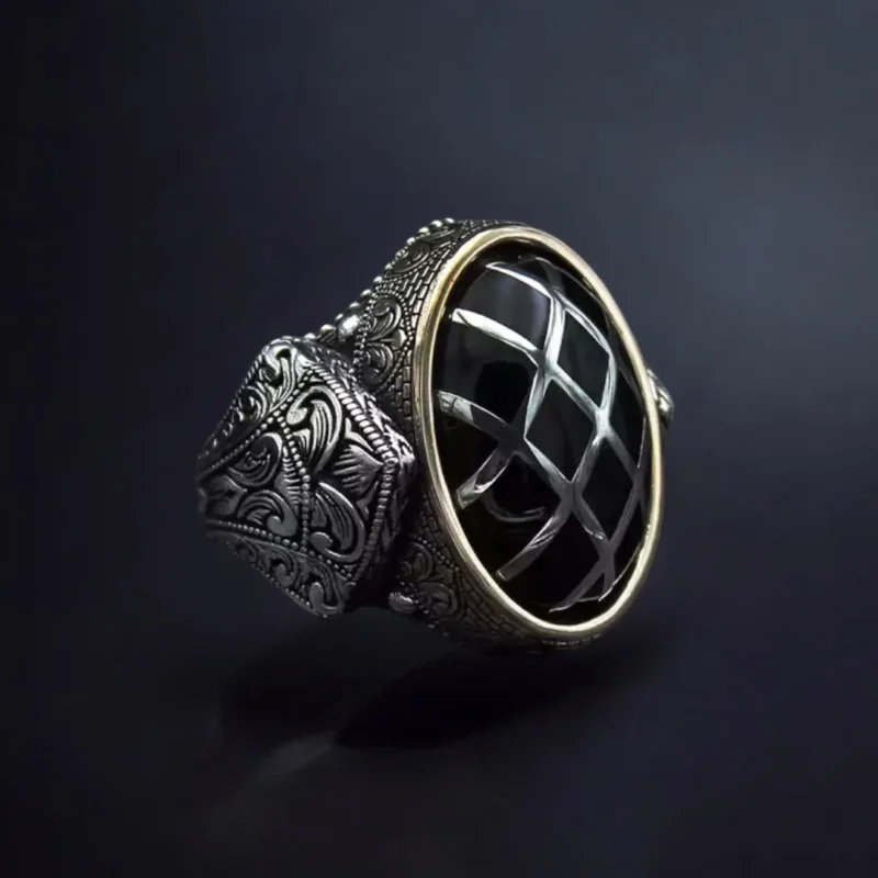 karta-3-min-Photoroom (10) Gravür İşlemeli Kale Gümüş Yüzük