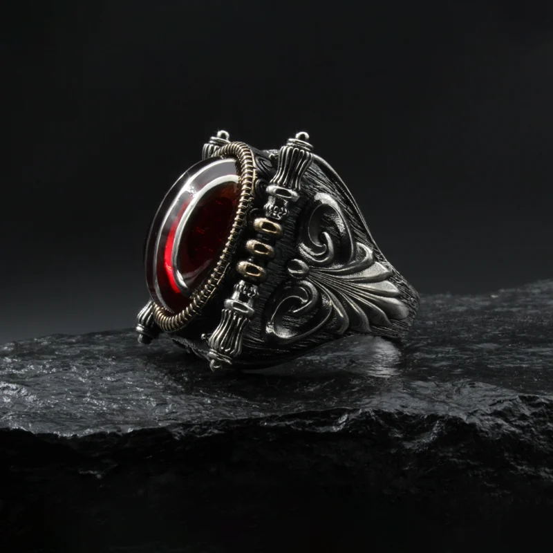 2 Çizgili Kırmızı Taşlı Gümüş Yüzük