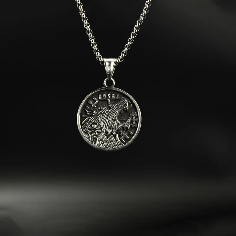 Kurt Çelik Madalyon Kolye Kurt Çelik Madalyon Kolye